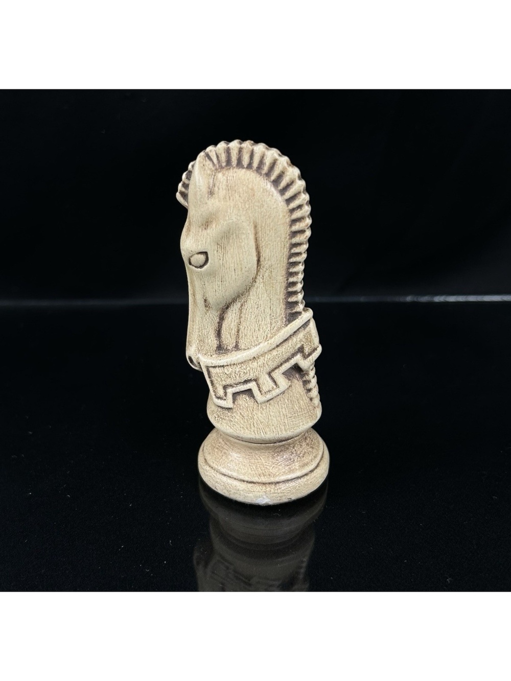 Vintage Duncan Ceramic Chess Knight Replacement Game Piece White Horse x1